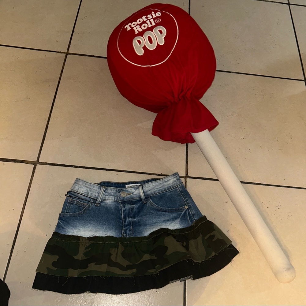 Fashion nova skirt